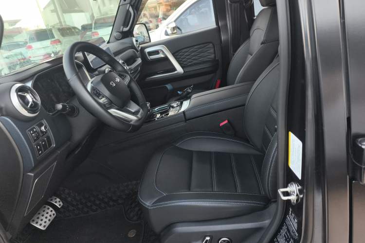 Used  BJ40 2024 2.0D Blade Hero Glory Edition