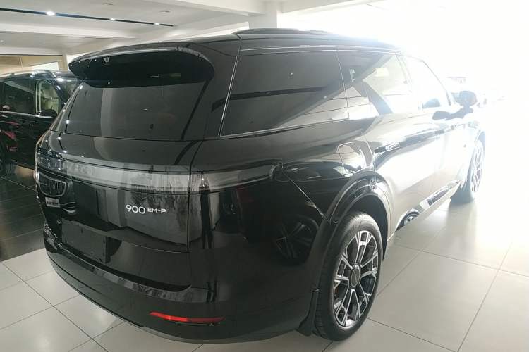 Used Lynk & Co 900 2025 1.5T Ultra
