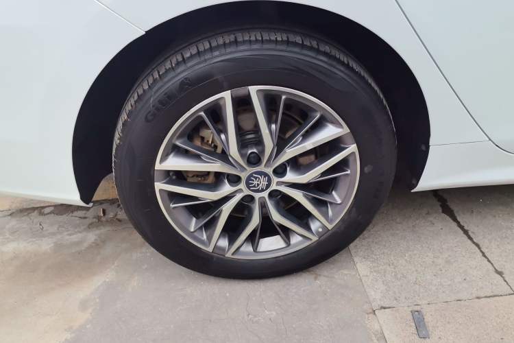 Used BYD Qin PLUS 2024 Honor Edition EV 510KM Leading Model