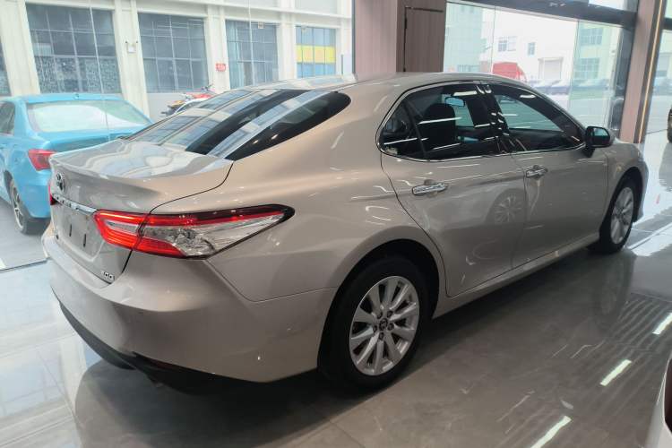 Used Toyota Camry 2019 2.0G Luxury Edition China VI Standard