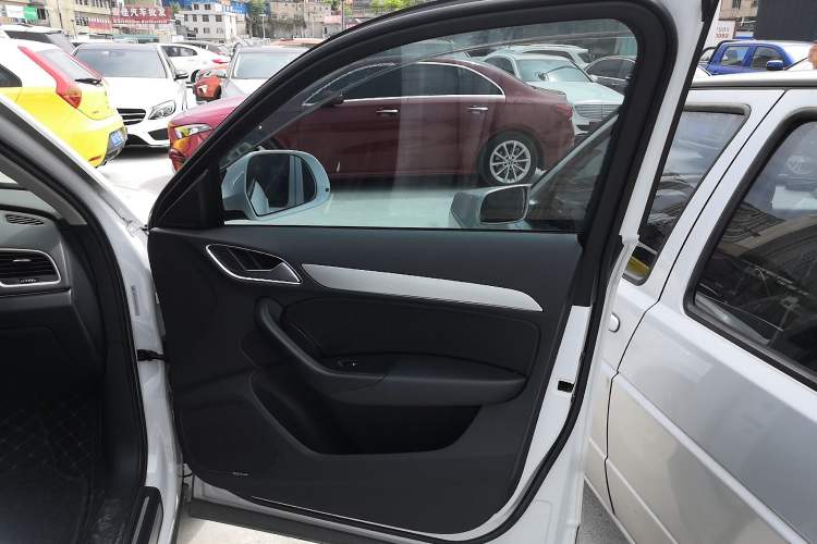 Used Audi Q3 2018 30 TFSI Fashion Edition Collector's Version
