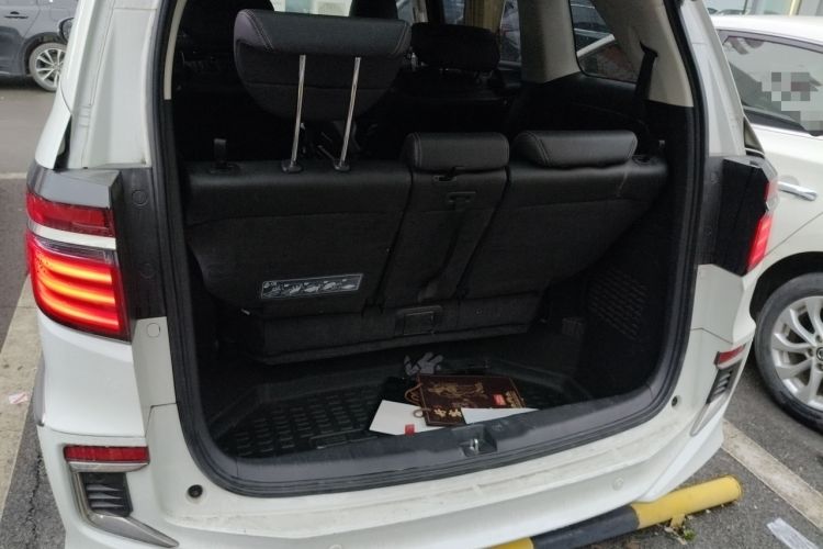 Used Honda Elysion 2019 2.0L Hybrid Luxury Edition
