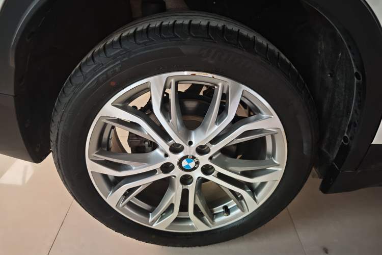 Used BMW X1 2019 sDrive20Li Leading Model
