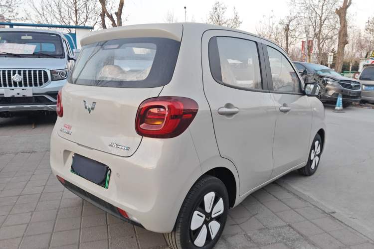 Used Wuling Hongguang MINIEV 2025 Four-Door Version Advanced Edition

