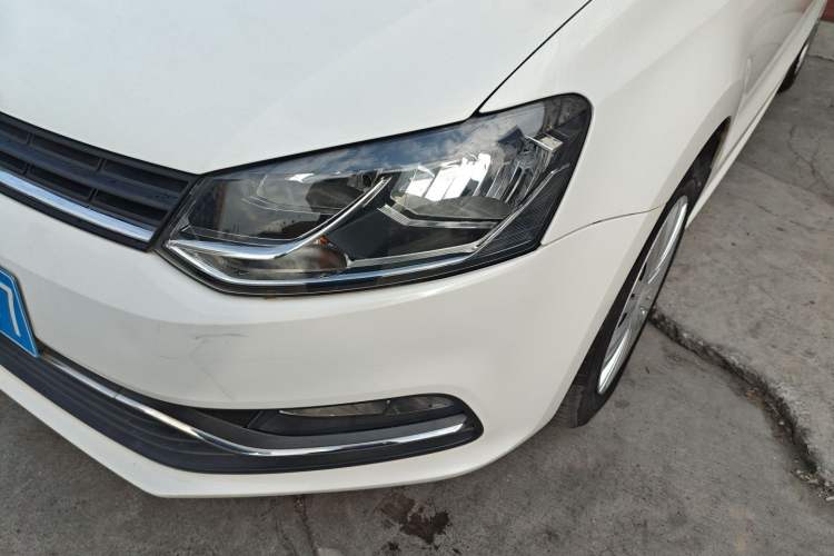 Used Volkswagen Polo 2016 1.6L Automatic Comfort Model