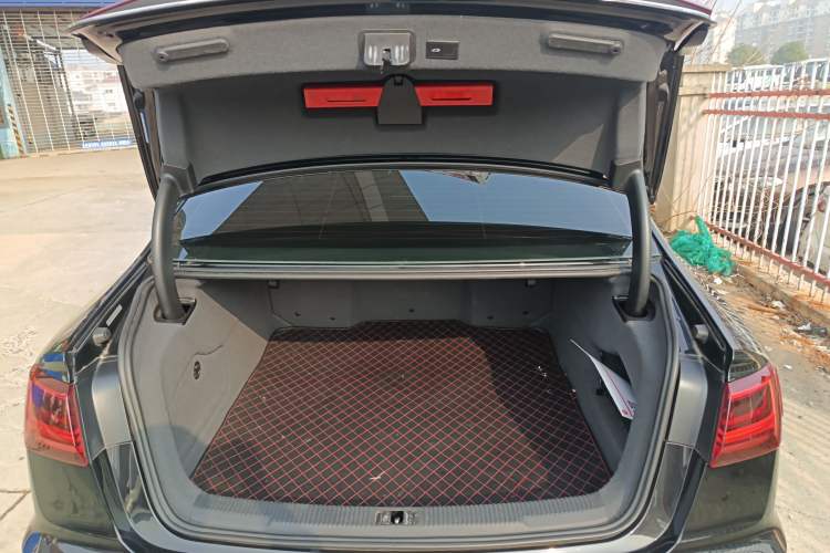 Used Audi A6L 2018 30th Anniversary Edition TFSI Trendy Model
