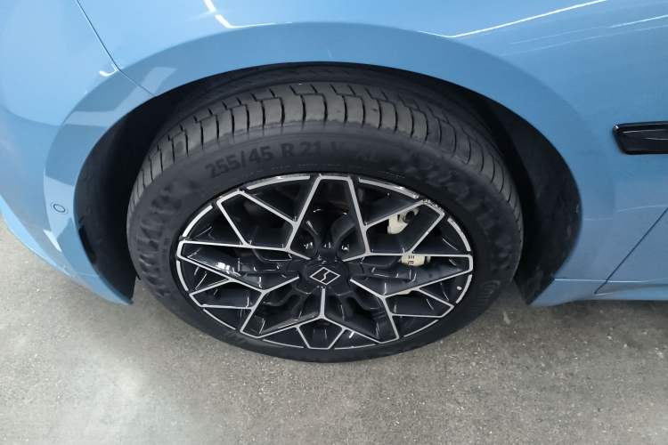 Used Zeekr 001 2025 YOU Edition 100 kWh All-Wheel Drive