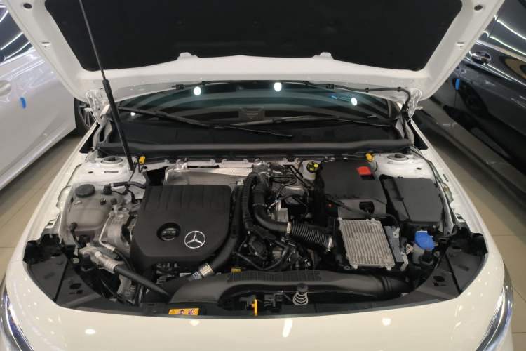 Used Mercedes-Benz A-Class 2025 A 200 L Fashion Model
