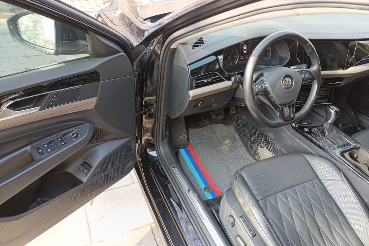 Used Volkswagen Passat New Energy 2020 430 PHEV Hybrid Luxury Edition China VI Standard
