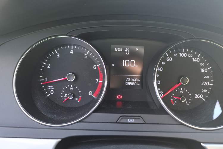 Used Volkswagen Lamando 2015 230TSI DSG Fashion Edition
