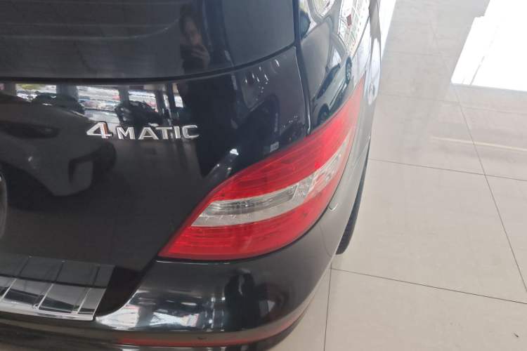 Used Mercedes-Benz R-Class 2014 R 320 4MATIC Business Model
