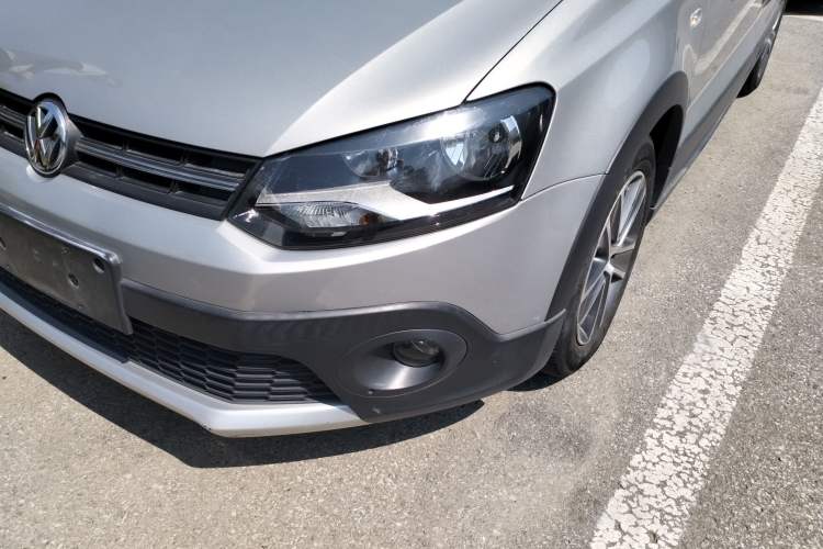 Used Volkswagen Polo 2012 1.6L Cross Polo Automatic Transmission
