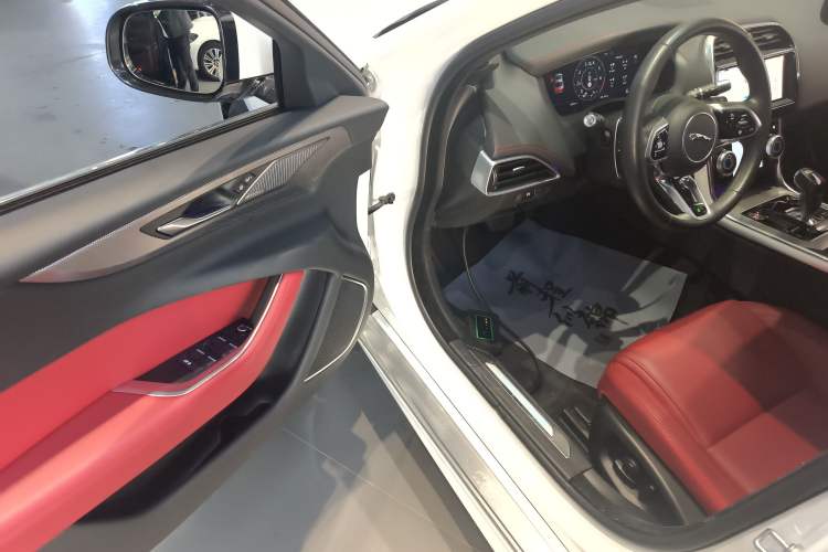 Used Jaguar XEL 2020 2.0T 200 PS R-DYNAMIC S Advanced Sport Edition
