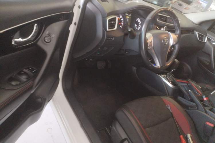 Used Nissan Qashqai 2017 2.0L CVT Smart Enjoyment Version China VI Standard
