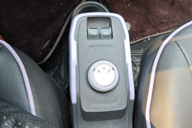 Used Chery QQ Ice Cream 2022 170km Sundae Phosphate Lithium-Ion
