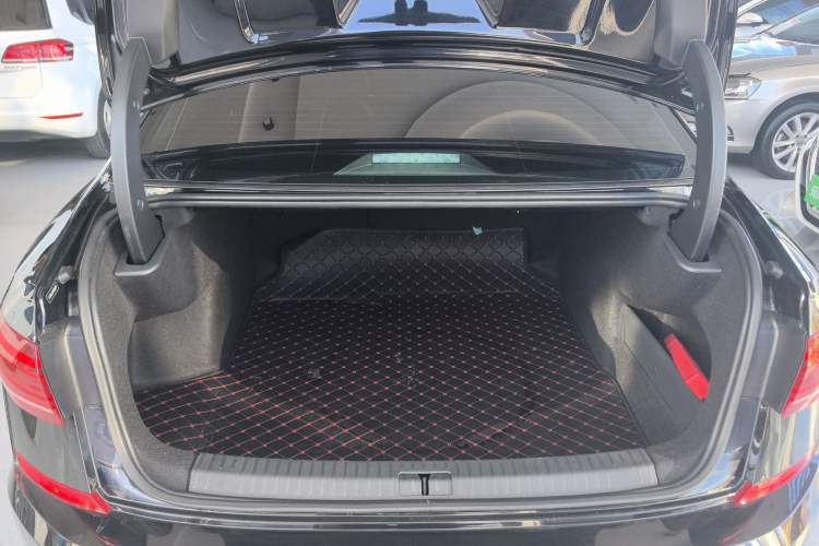 Used Volkswagen Passat 2023 Restyled 330TSI Starry Luxury Edition
