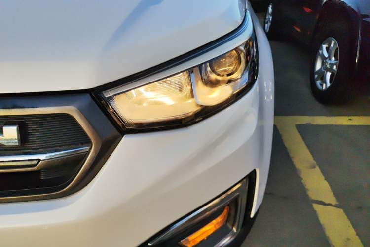 Used Changan CS55 2017 1.5T Automatic Colorful Edition
