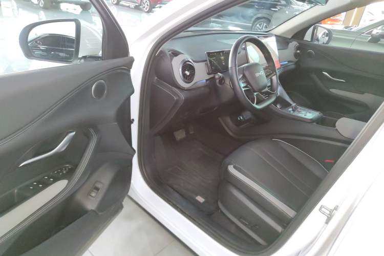 Used BYD Sealion 05 DM-i 2025 DM-i Smart Drive 115KM Flagship Model
