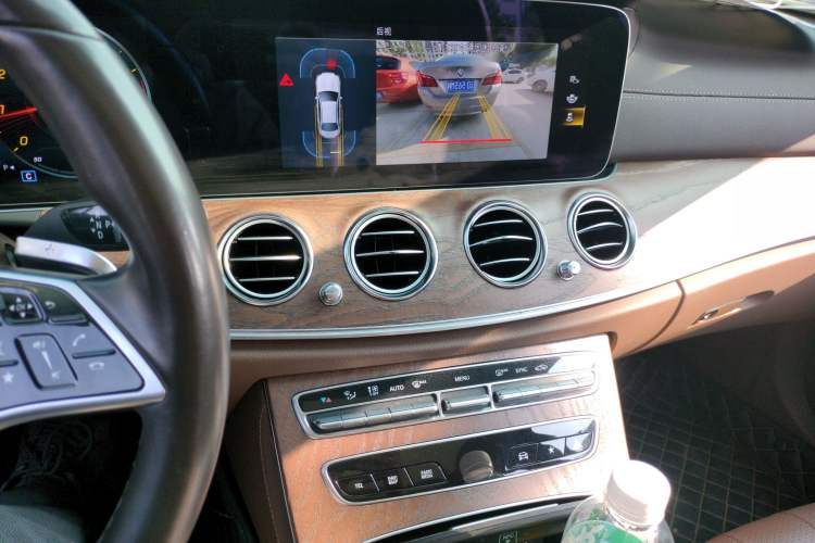 Used Mercedes-Benz E-Class 2023 Facelift E 260 L
