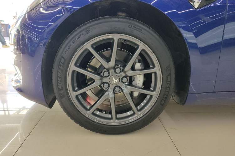 Used Tesla Model 3 2019 Standard Range Rear-Drive Upgraded Version
