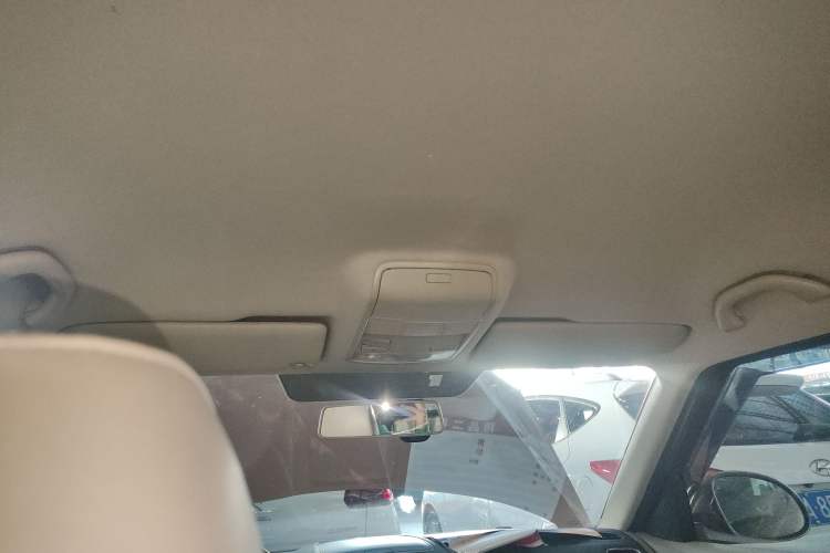 Used Skoda Yeti 2014 1.8TSI DSG Polar Edition
