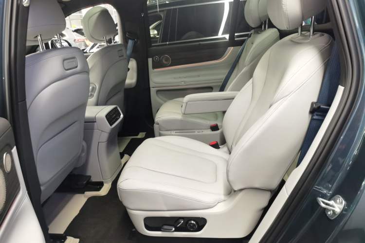 Used Hima AITO M9 2024 Range-Extended Ultra Version 42 kWh 6-Seater Model