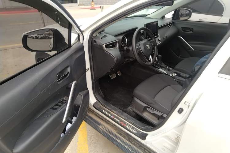 Used Toyota FRONTLANDER 2022 2.0L CVT Leading Edition
