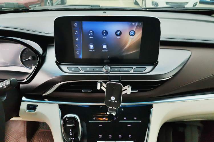 Used Buick GL8 2021 Land Cruiser Executive Class 652T Comfort Model
