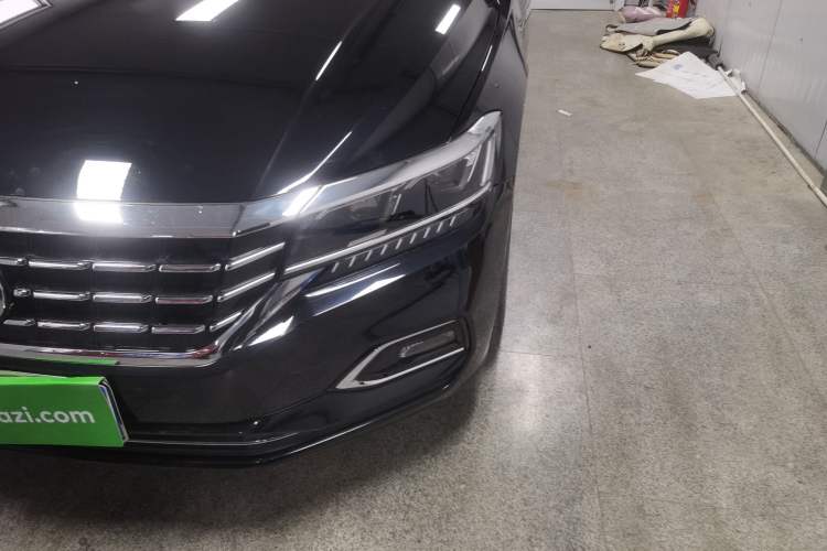 Used Volkswagen Passat 2019 330TSI Luxury Edition China VI Standard
