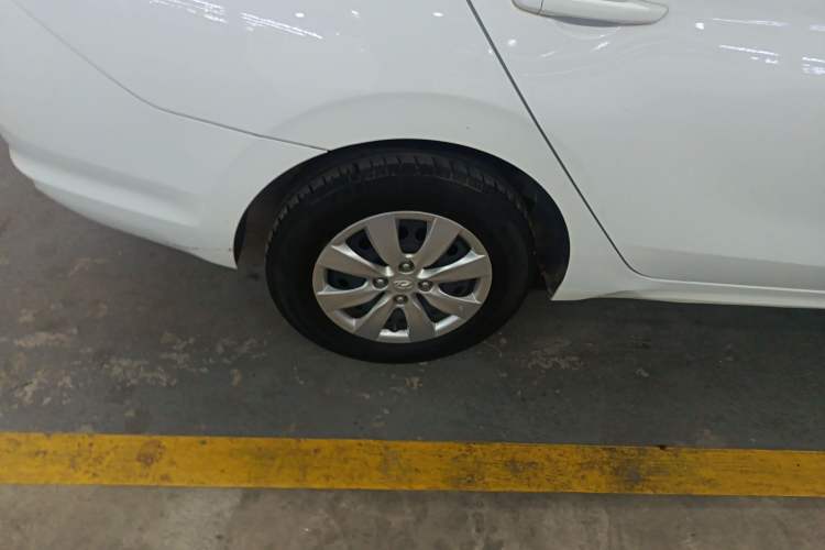 Used Hyundai Verna 2017 1.4L Manual Refreshed Version China VI Standard