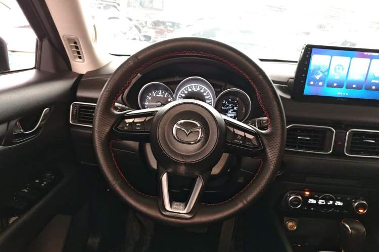 Used Mazda CX-5 2017 2.0L Automatic 2WD Comfort Edition China VI Standard
