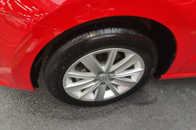 Used Volkswagen Polo 2016 1.6L Automatic Comfort Model
