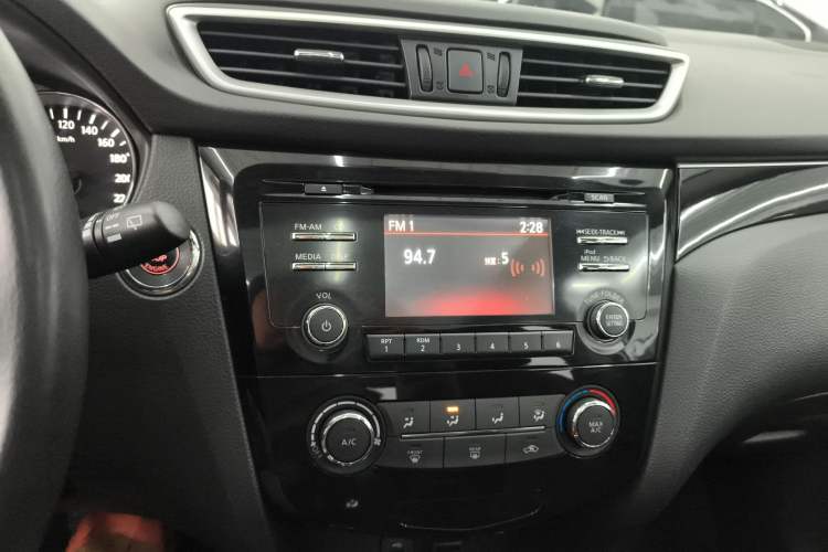 Used Nissan Qashqai 2016 2.0L CVT Luxury Edition