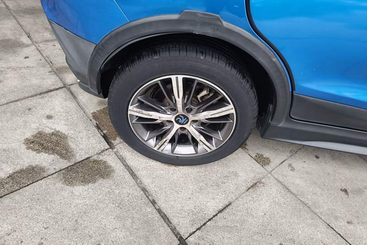 Used BYD Yuan New Energy 2018 EV360 Smart Connected Cool Model