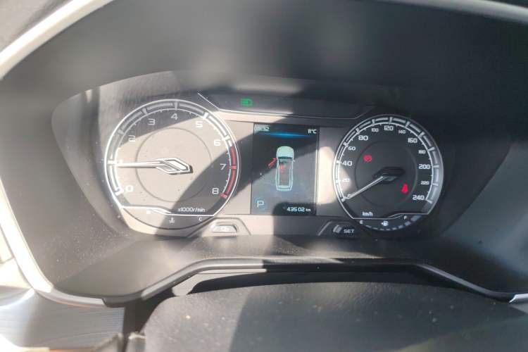 Used Geely Auto Vision X6 2020 1.4T CVT Luxury Edition
