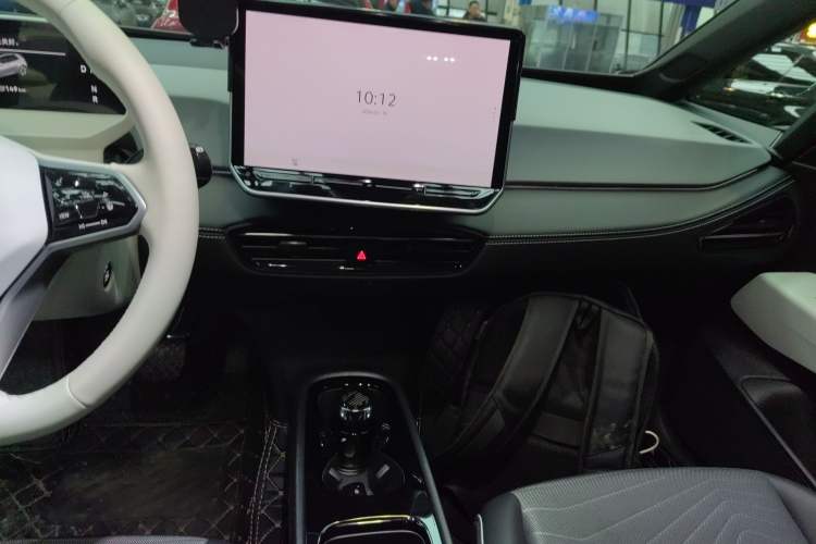 Used Volkswagen ID.3 2025 Smart Model Outstanding Oxygen Edition
