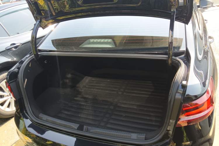 Used Volkswagen Lavida 2024 300TSI DSG Starry Sky Leading Edition
