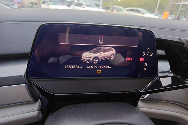 Used Volkswagen ID.6 CROZZ 2021 Long-Range PURE+ Edition
