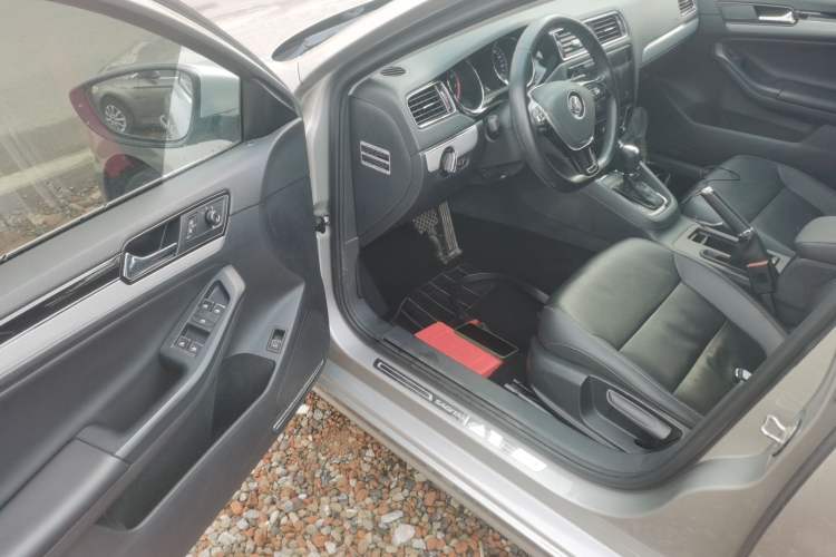 Used Volkswagen Sagitar 2017 1.6L Automatic Comfort Model