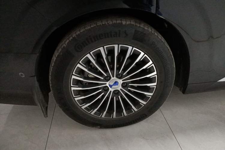 Used Denza D9 2022 DM-i 970 Four-Wheel Drive Flagship Model