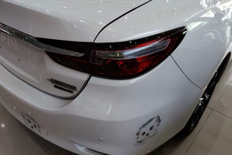 Used Mazda Atenza 2020 2.0L Blue Sky Luxury Edition