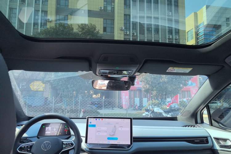 Used Volkswagen ID.4 X 2025 Smart Version Pure & Intelligent Enjoyment Edition
