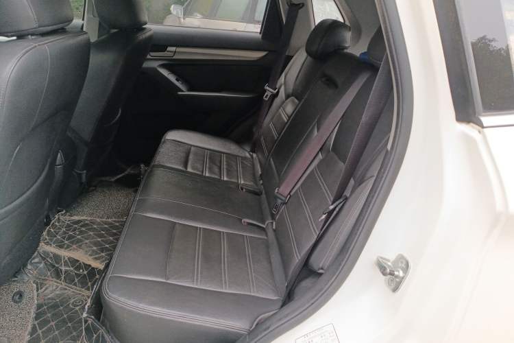 Used BAIC Senova X65 2015 2.0T automatic comfort version
