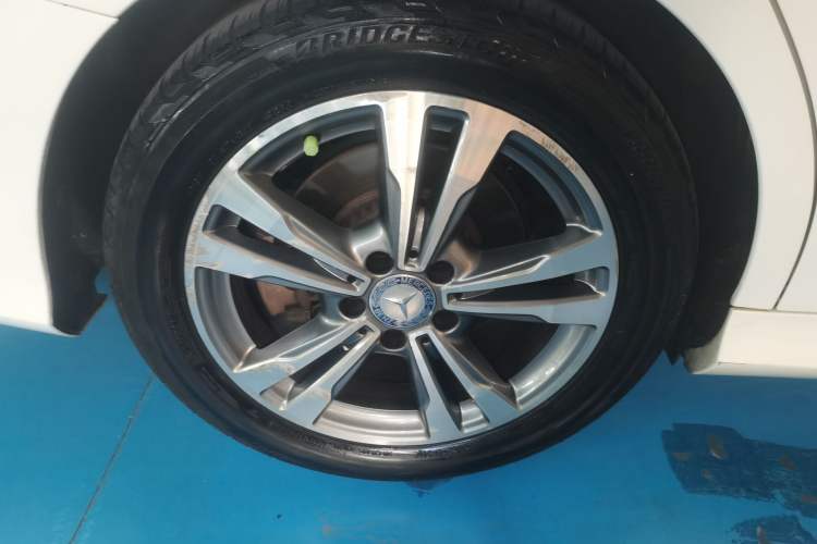 Used Mercedes-Benz C-Class 2017 Facelift C 200 L Sport Edition
