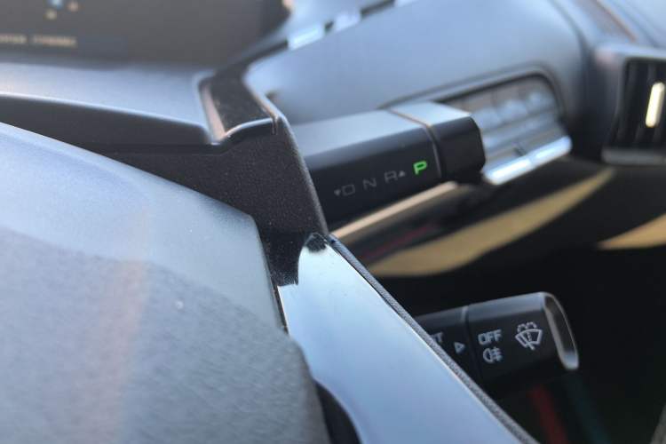 Used Baojun KiWi EV 2021 Artist Model Lithium Iron Phosphate