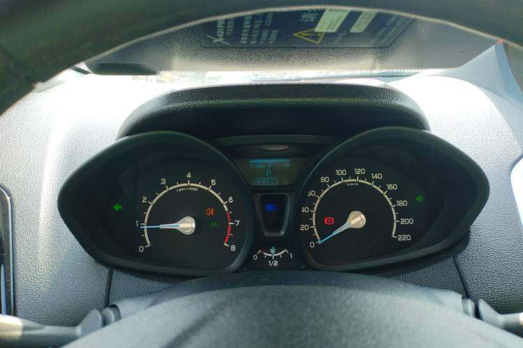 Used Ford EcoSport 2013 1.5L Automatic Fashion Model