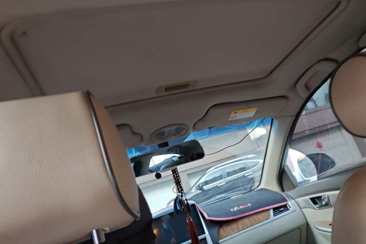 Used Buick Excelle 2015 1.5L Manual Classic Trim
