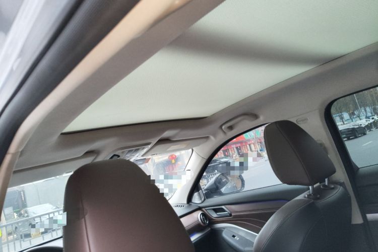 Used Wey VV6 2020 2.0T Two-Wheel Drive Smart Protection+
