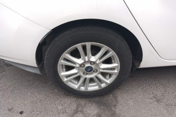 Used Ford Fiesta 2013 Sedan 1.5L Automatic Fashion Edition