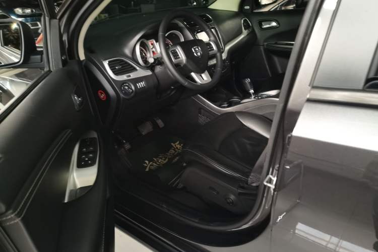 Used Dodge Journey 2015 2.0TD Four-Wheel Drive Luxury Edition